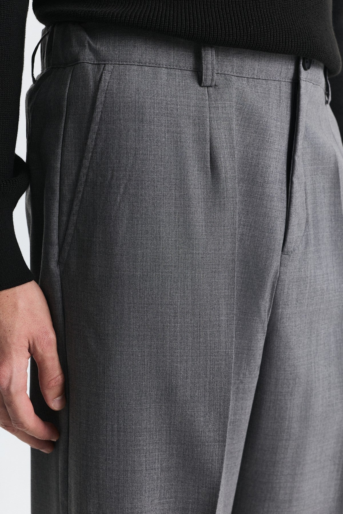 Wool-Blend Pleated Pants