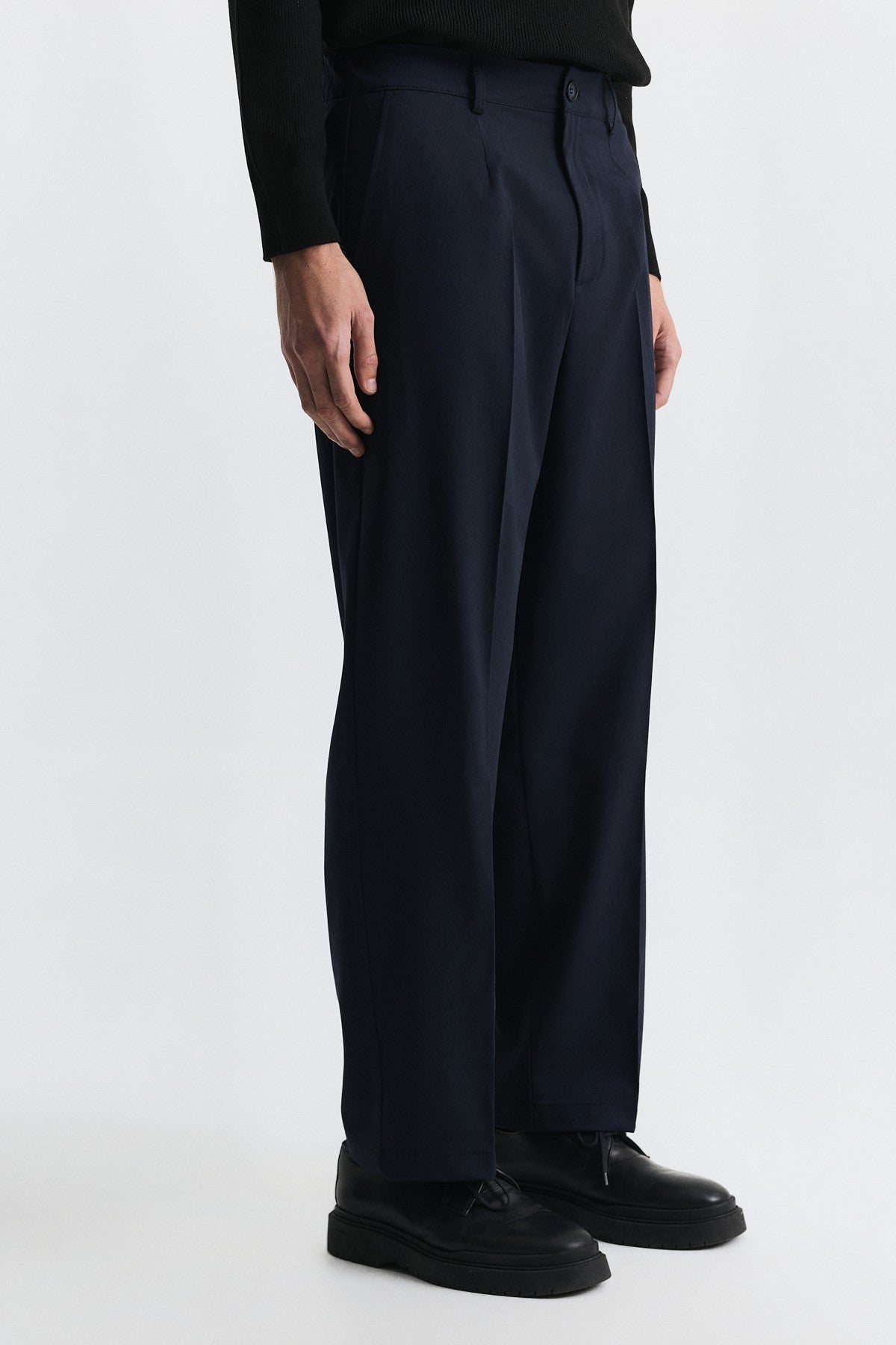 Wool-Blend Pleated Pants