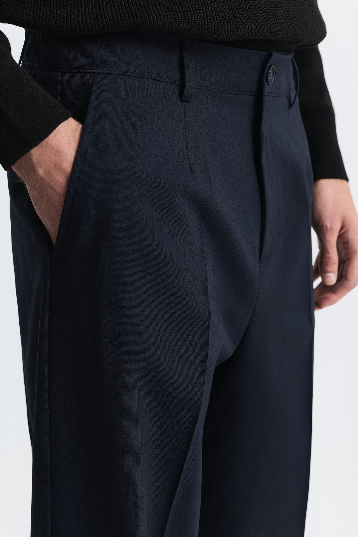 Wool-Blend Pleated Pants