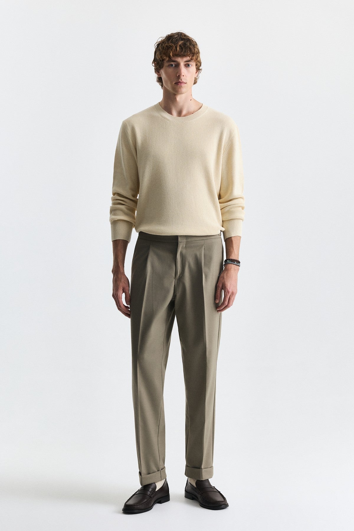 Relaxed-Fit Wool-Blend Pleated Pants