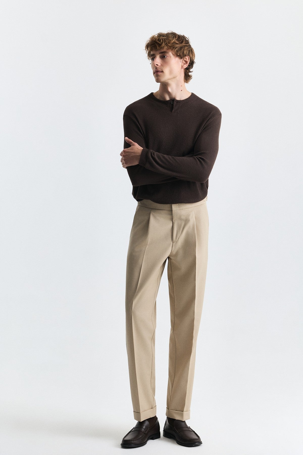 Relaxed-Fit Wool-Blend Pleated Pants