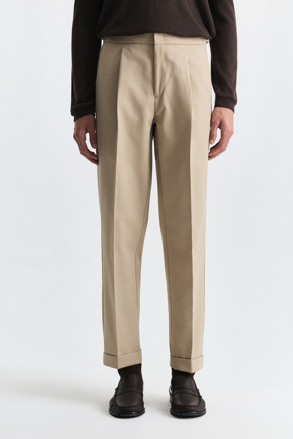 Relaxed-Fit Wool-Blend Pleated Pants