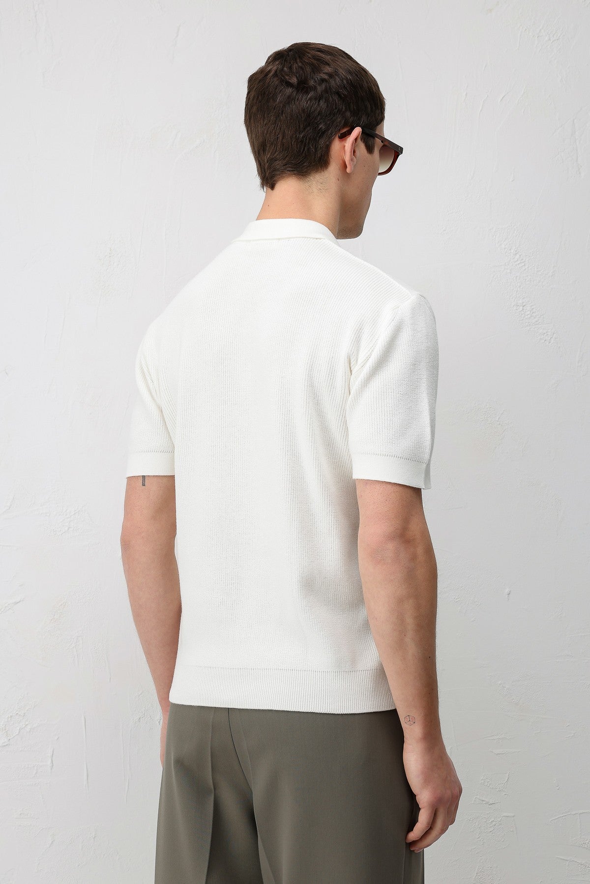 Antioch Comfort Slim Men's Zipper-Front Knit T-Shirt