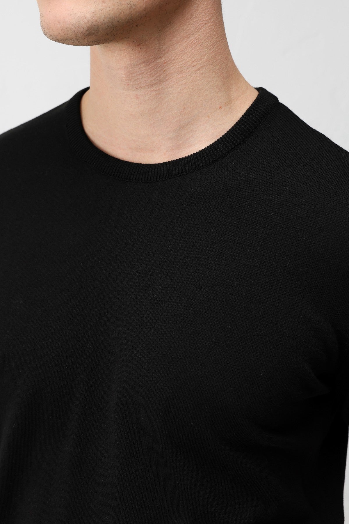 Antioch Comfort Slim Knit T-Shirt
