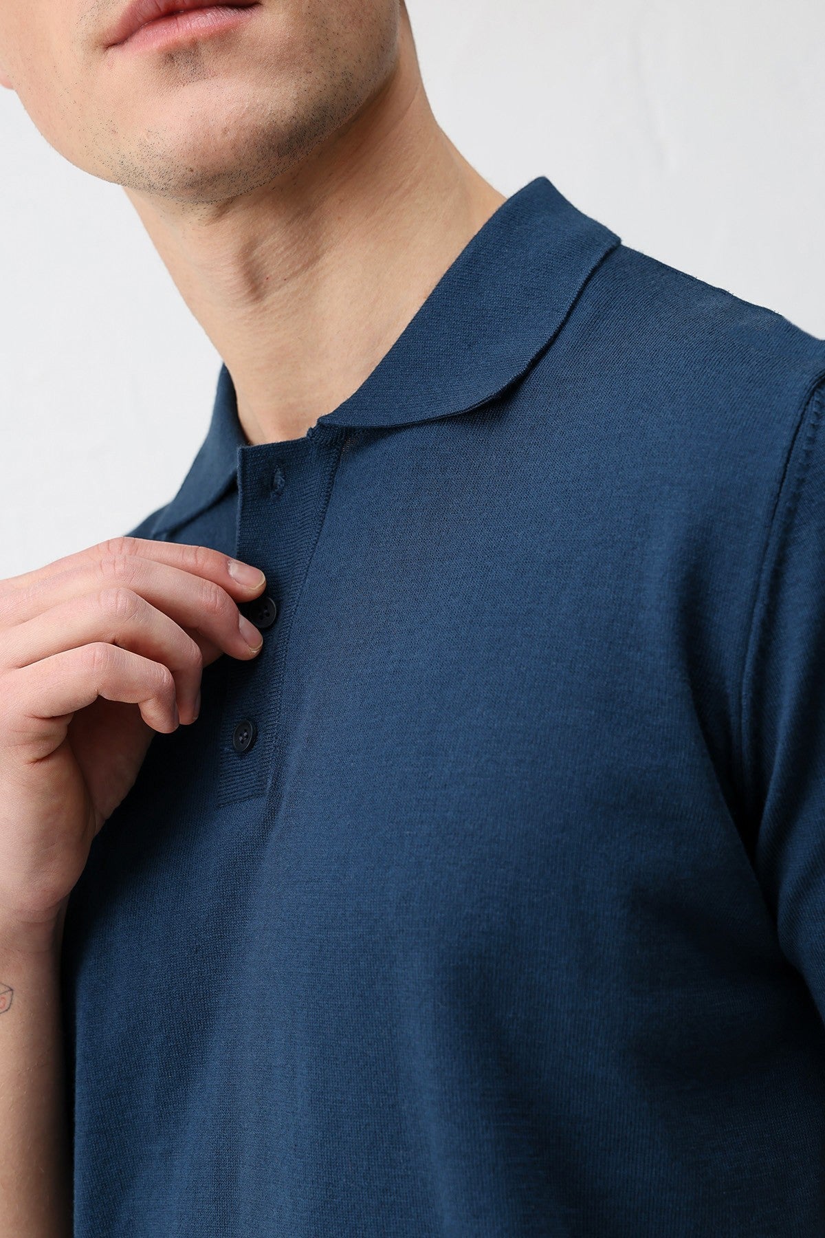 Antioch Comfort Slim Polo-Neck Men's Knit T-Shirt