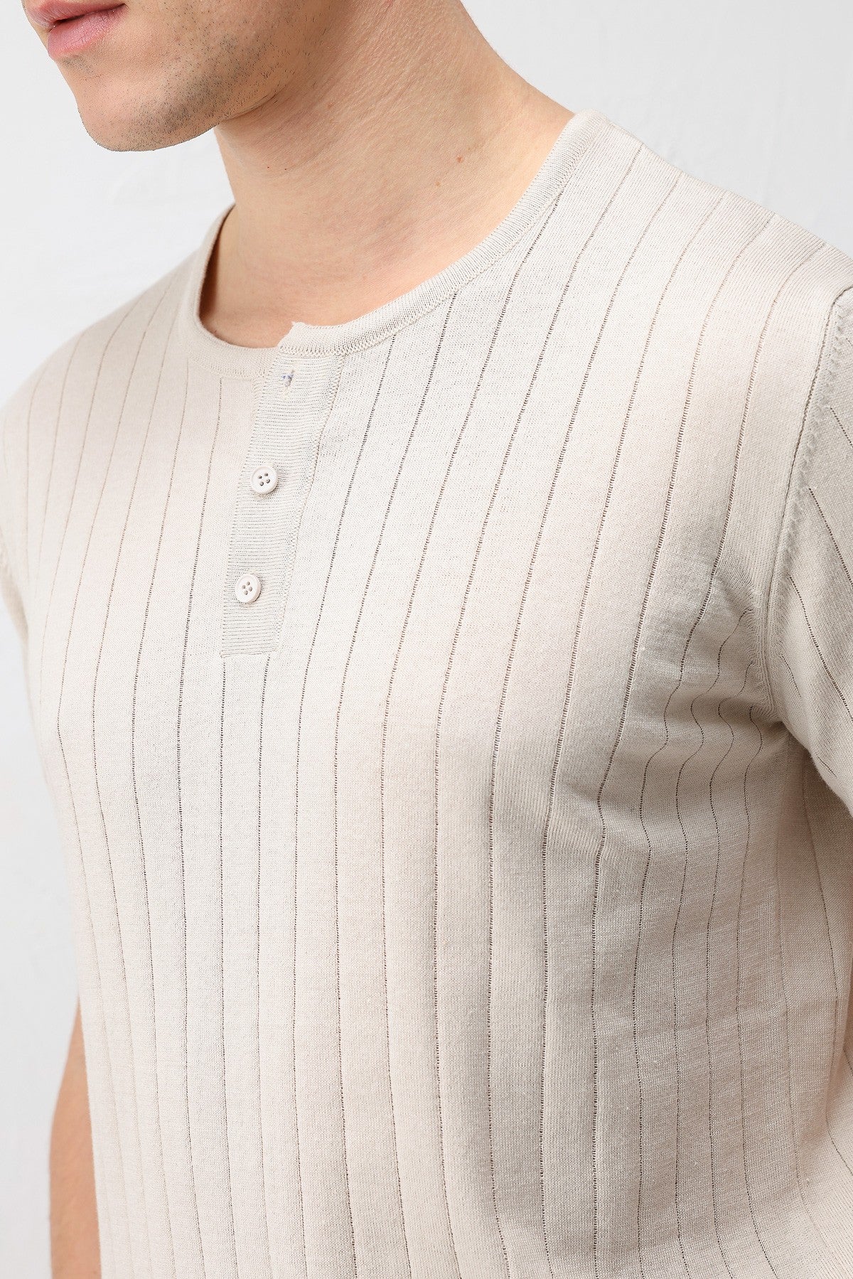 Textured Men's Knit T-Shirt