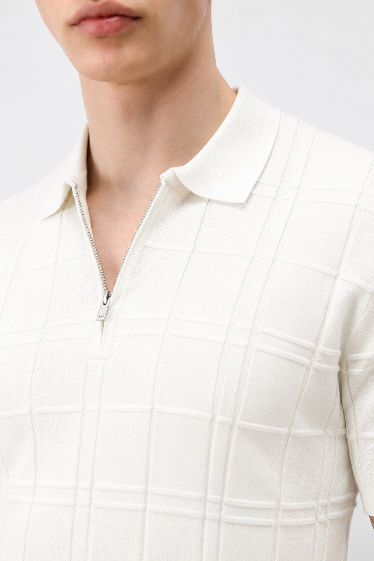 Men's Checkered Knit T-Shirt