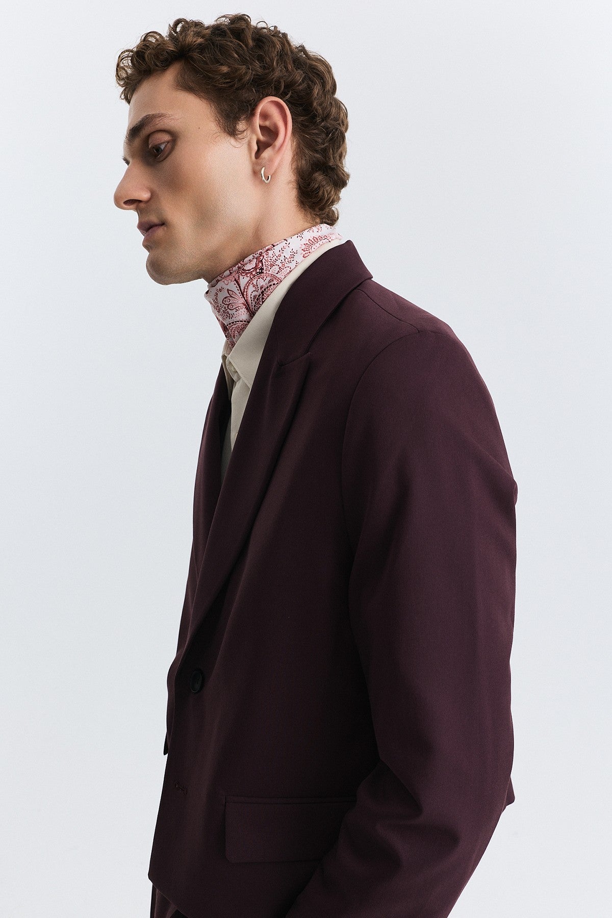 Crop-Fit Blazer Jacket