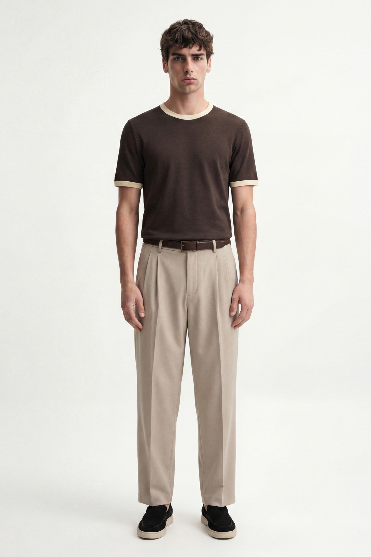 Men's T-Shirt with Contrast Collar
