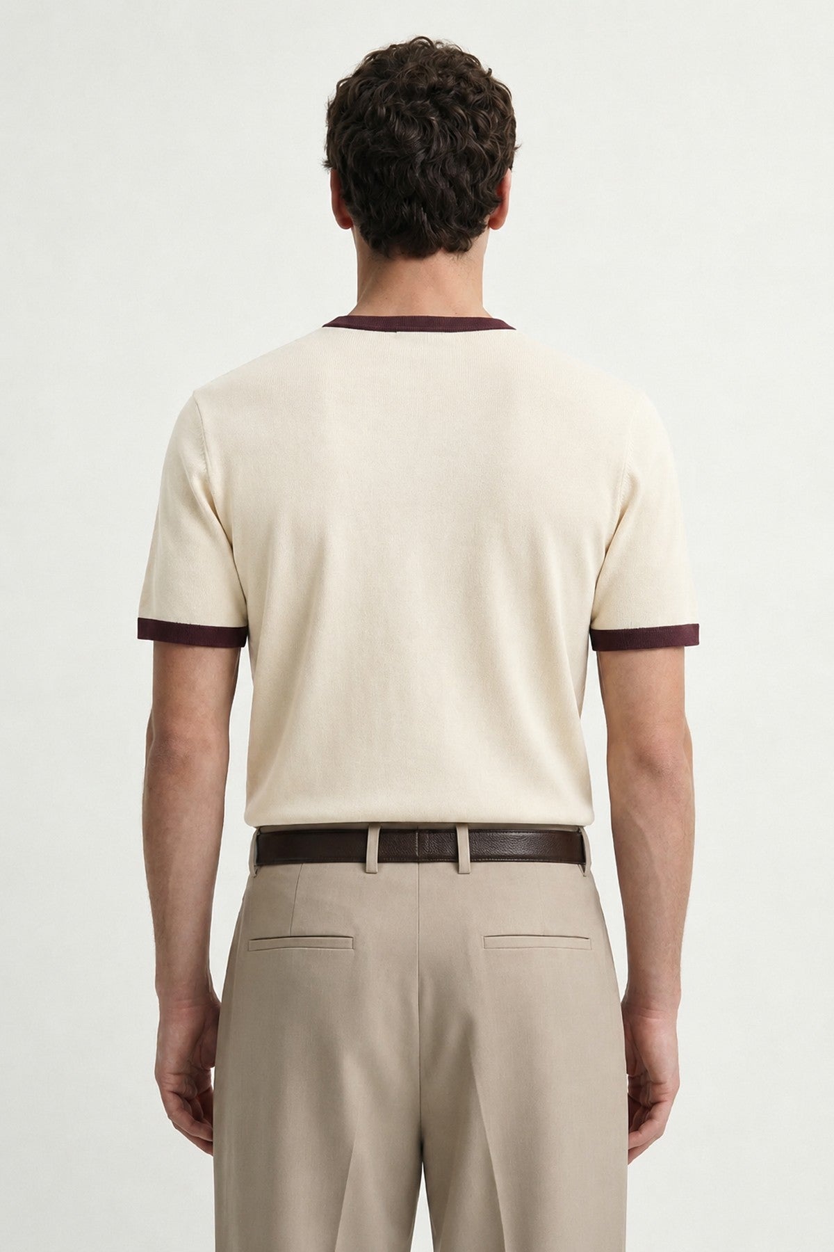 Men's T-Shirt with Contrast Collar