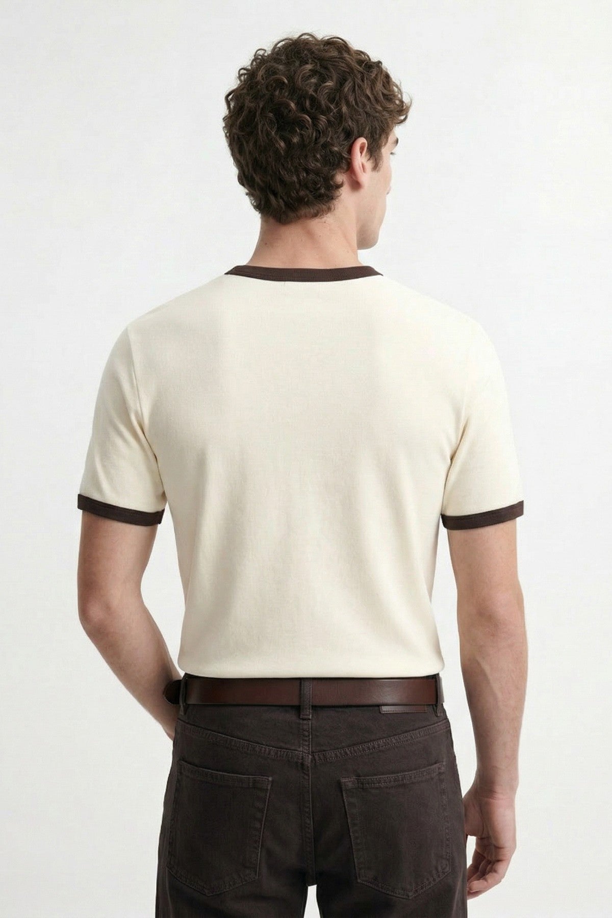 Men's T-Shirt with Contrast Collar