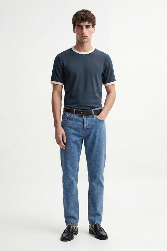 Men's T-Shirt with Contrast Collar