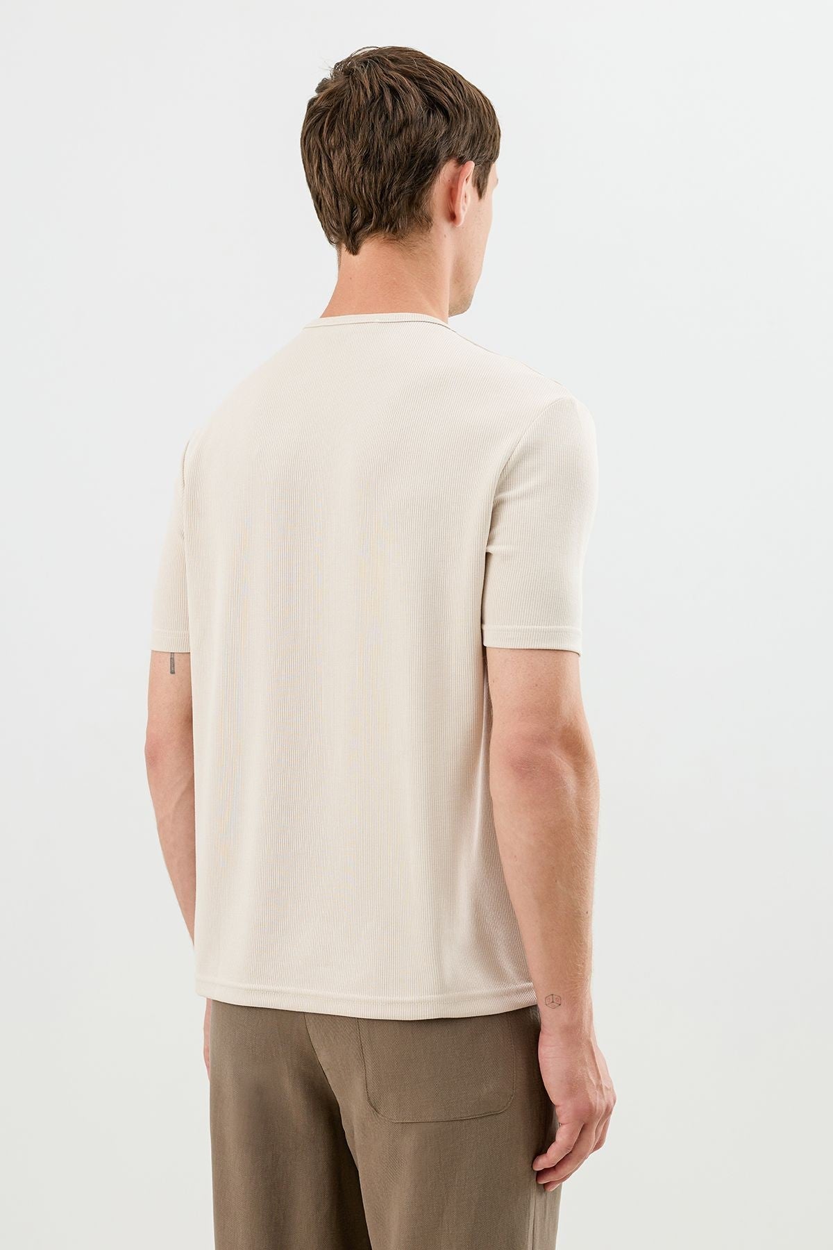Cotton T-shirt with Button-Down Collar