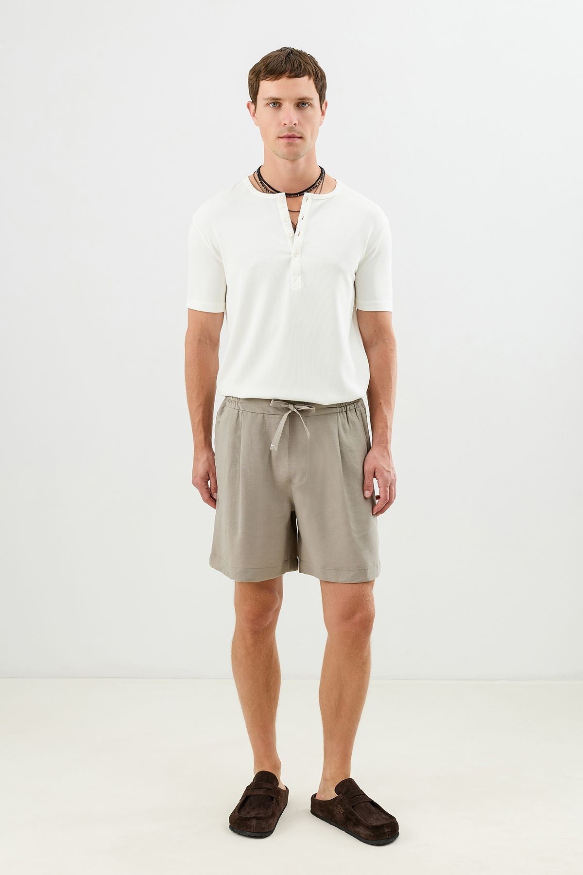 Cotton T-shirt with Button-Down Collar