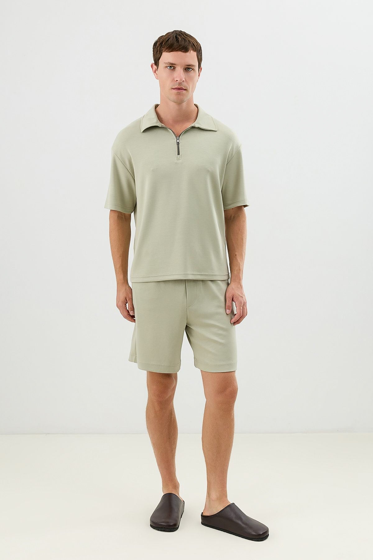 Basic Polo-Neck T-Shirt