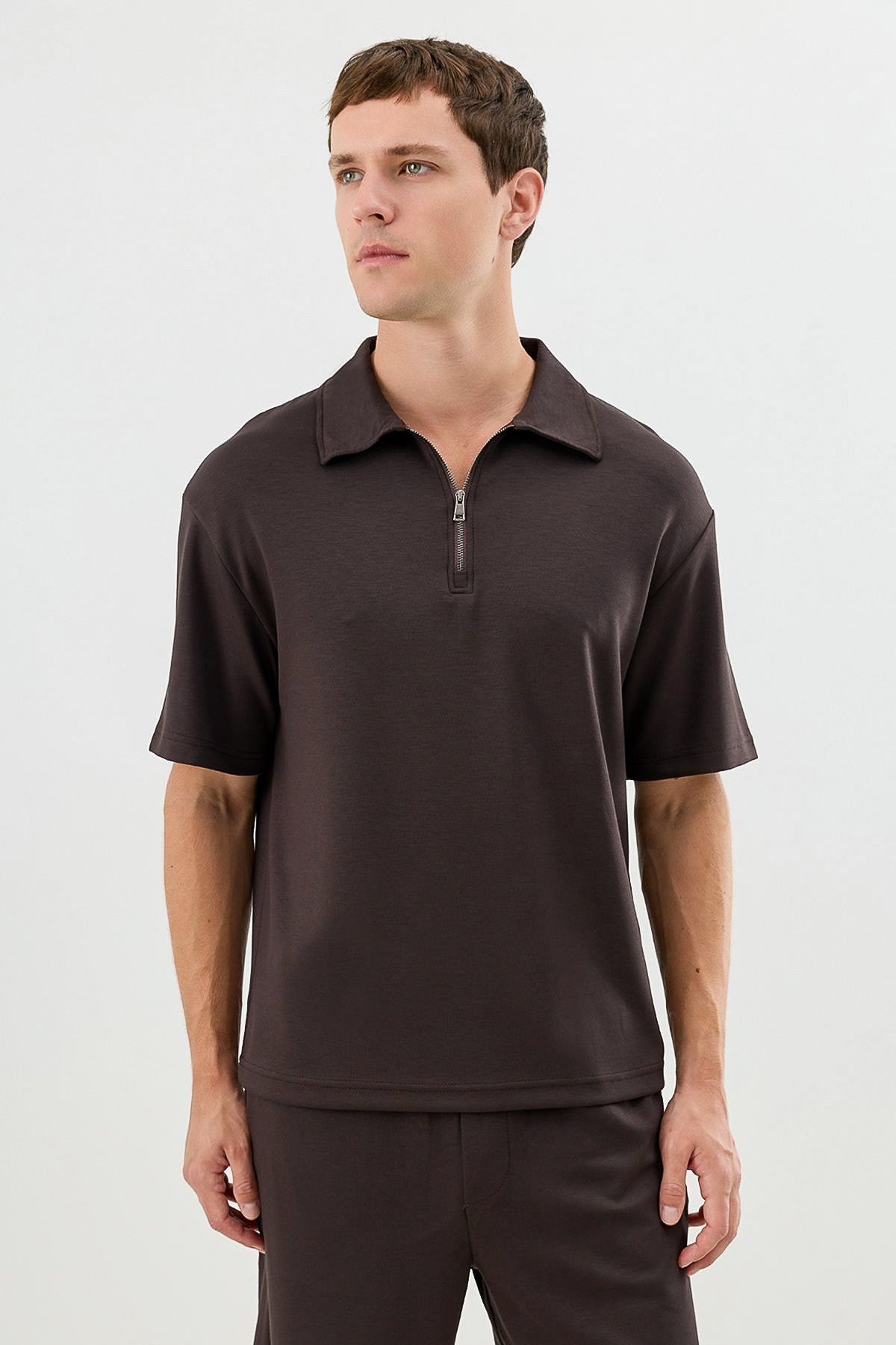Basic Polo-Neck T-Shirt