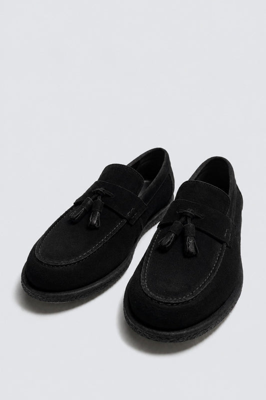 100% Suede Shoes with Tassels