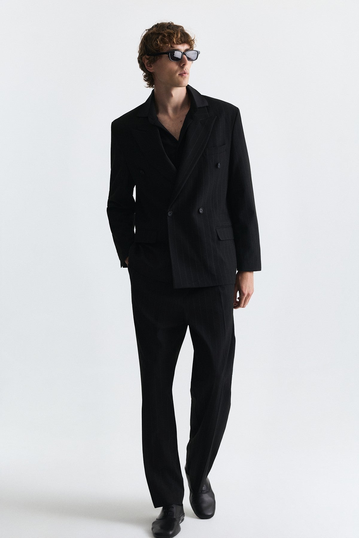 Relax Fit Striped Double-Breasted Suit