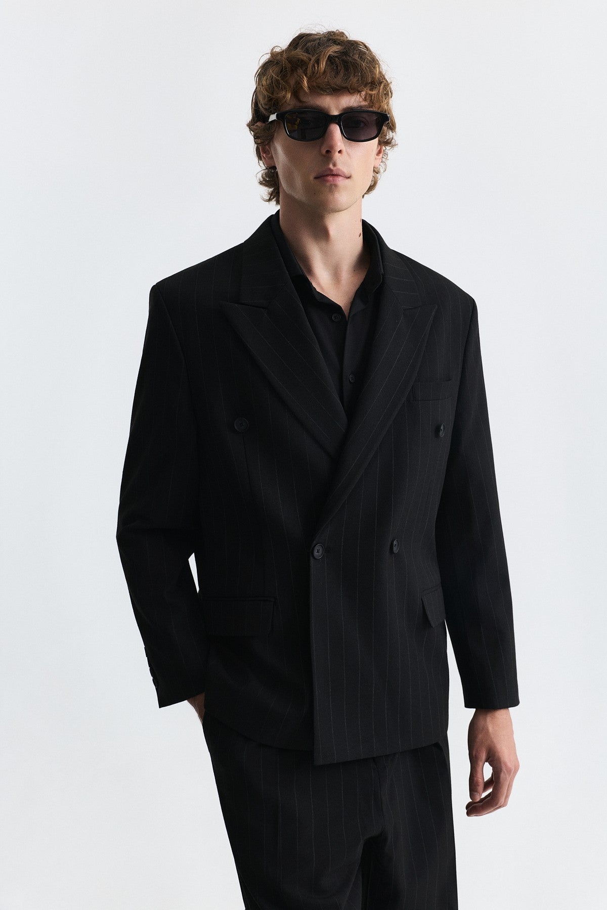 Relax Fit Striped Double-Breasted Suit
