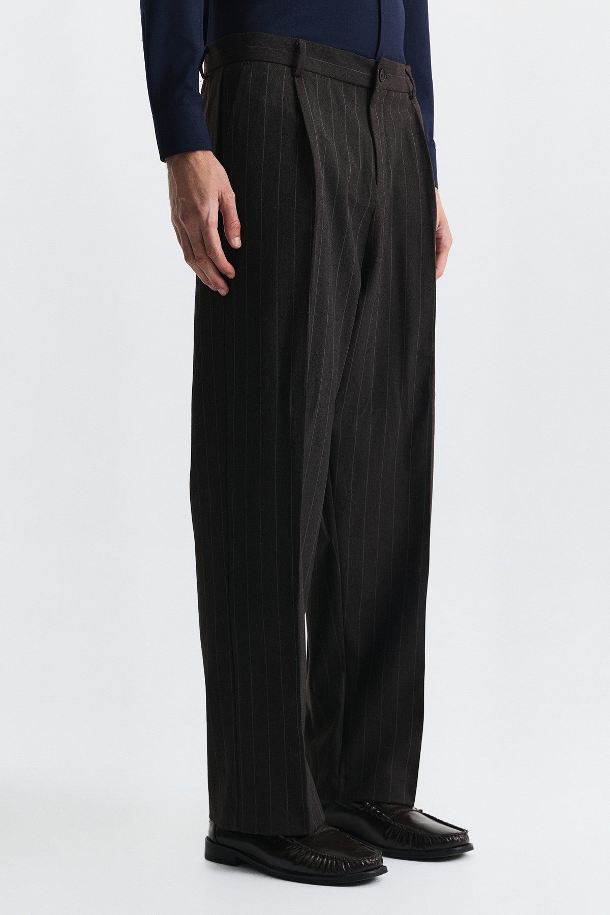 Relax Fit Striped Double-Breasted Suit