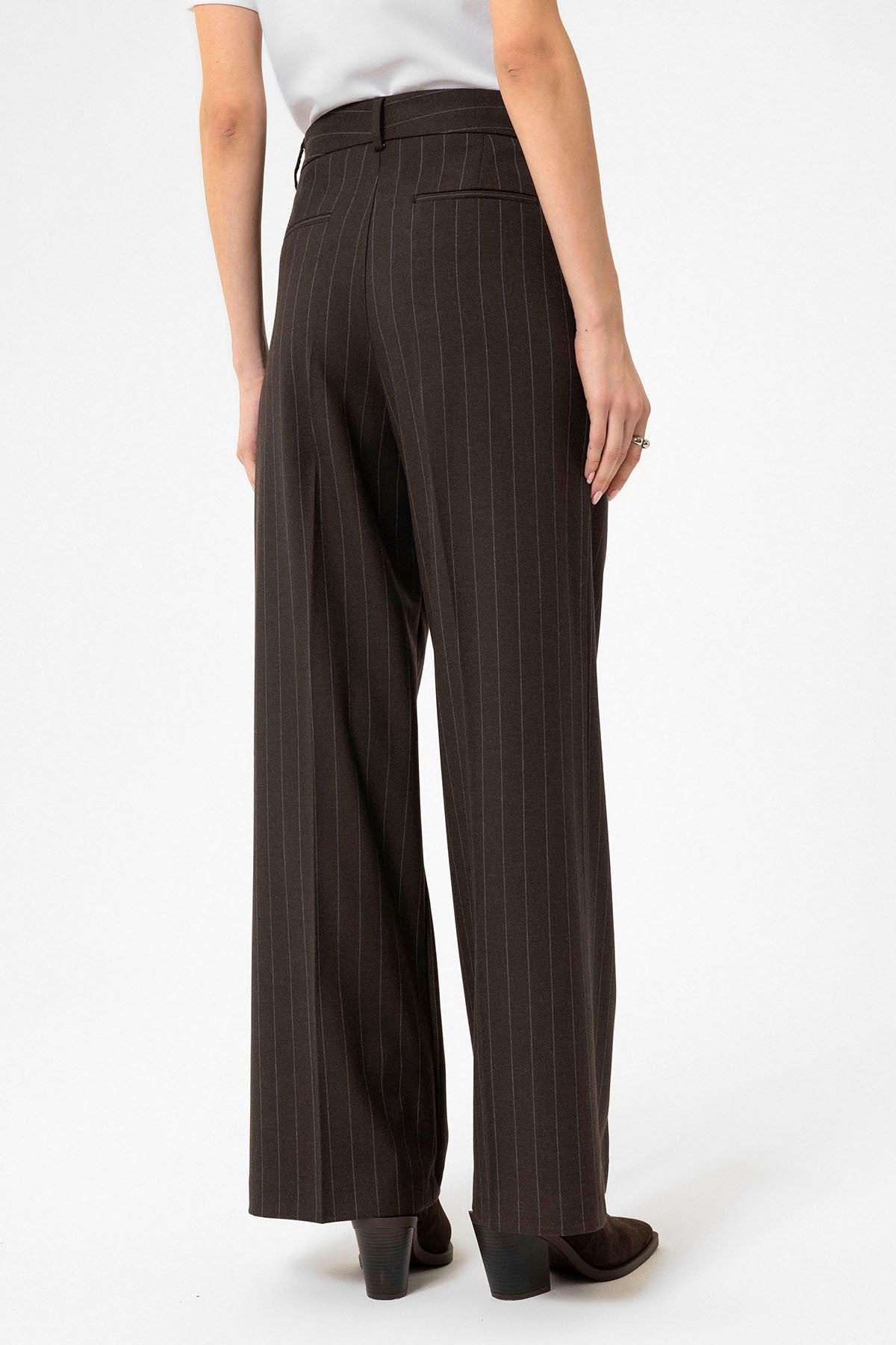 Antioch Women's High-Waisted Pleated Striped Pants