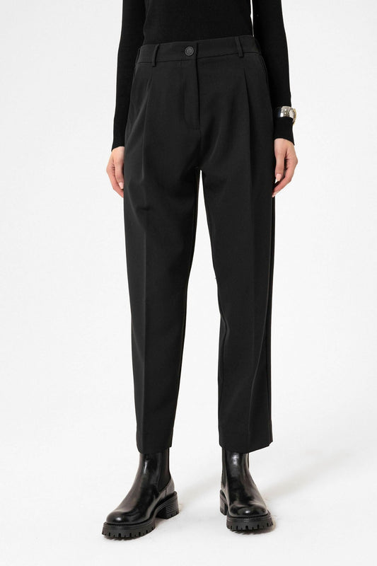 Antioch Women's High-Waisted Straight-Fit Cropped Pants