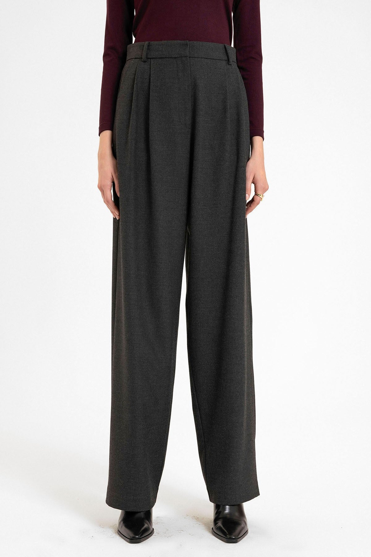 Women's High-Waisted Pants with Seam Details, Straight Fit