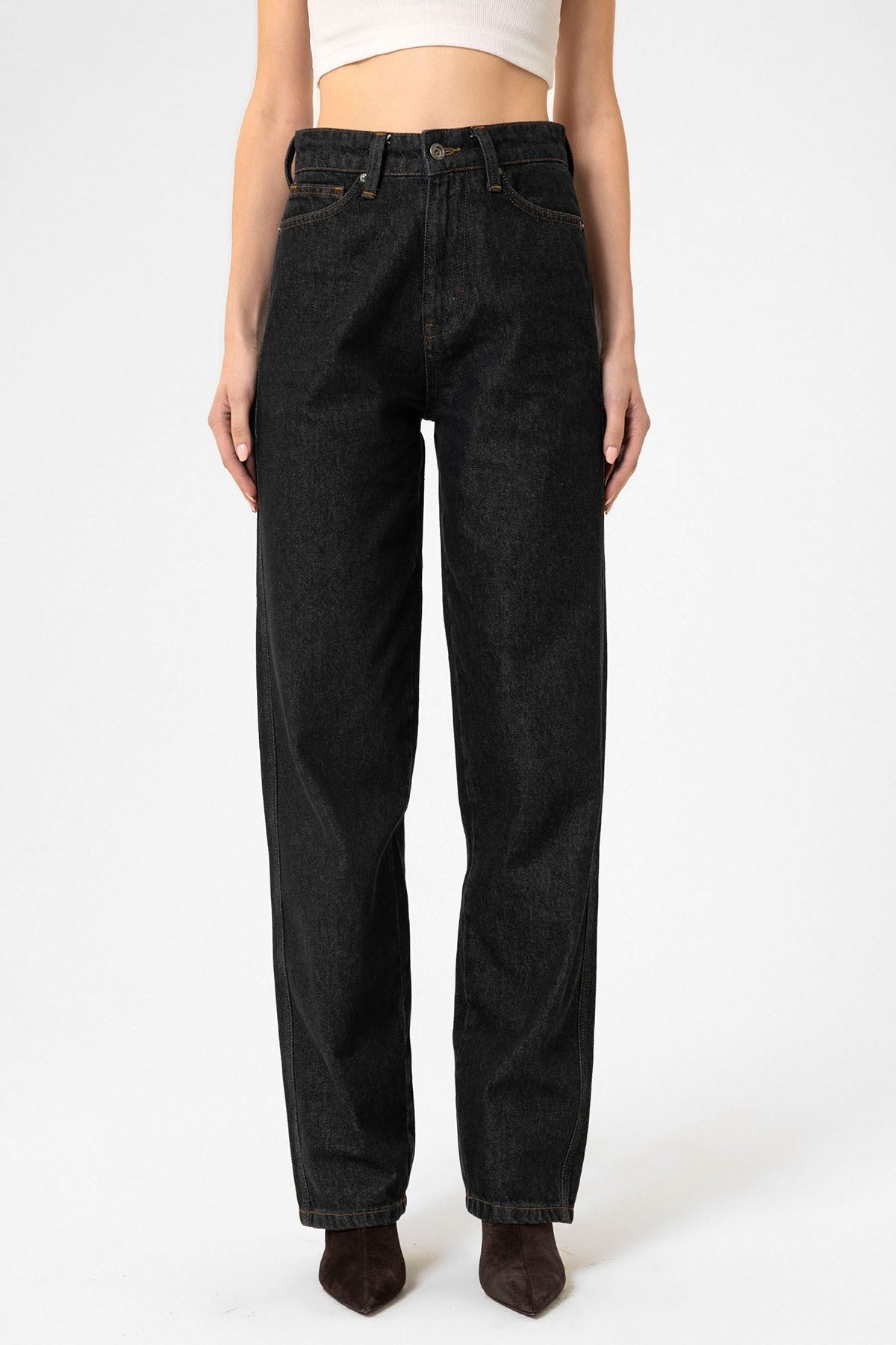 Antioch Women's High-Waisted Jeans