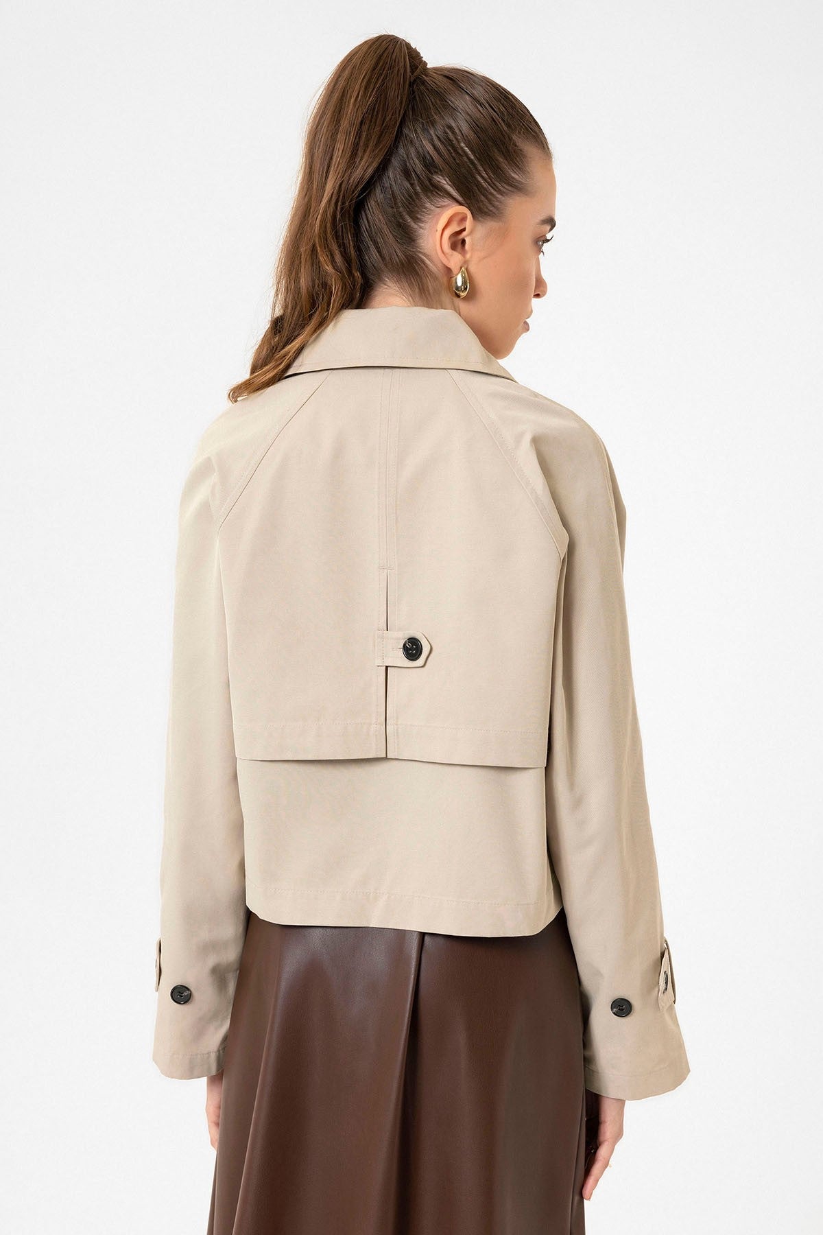 Antioch Women's Double-Breasted Short Trench Coat