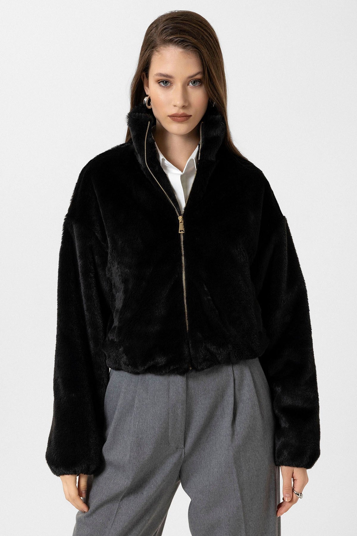 Antioch Women's Elastic-Waist Faux Fur Coat