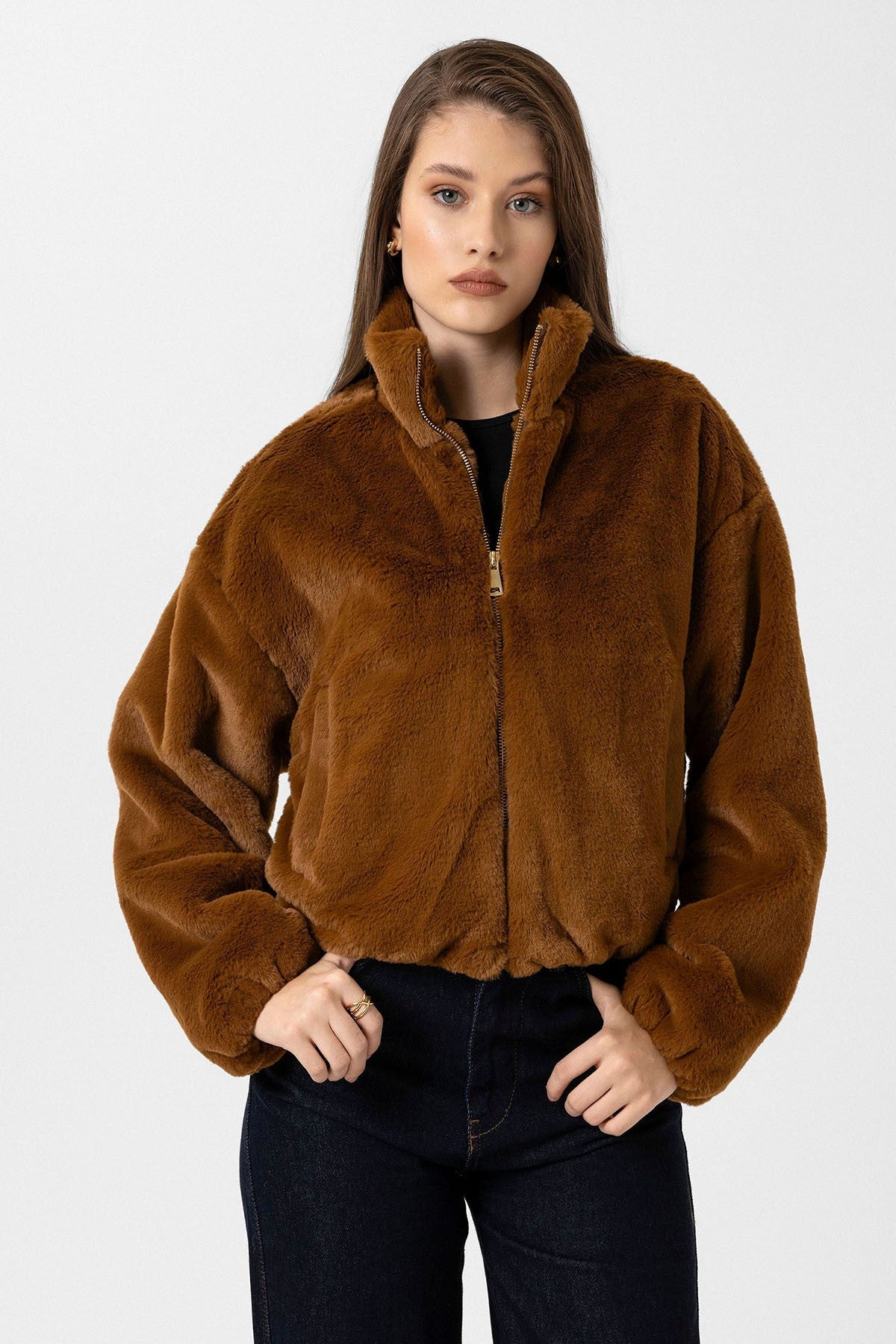 Antioch Women's Elastic-Waist Faux Fur Coat