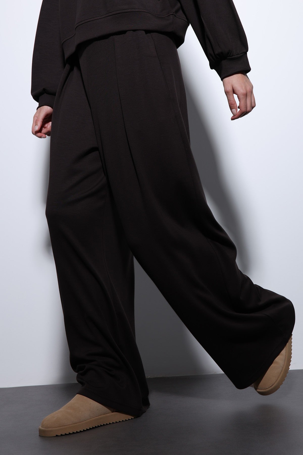 Antioch Wide-Leg Relaxed Women's Suit