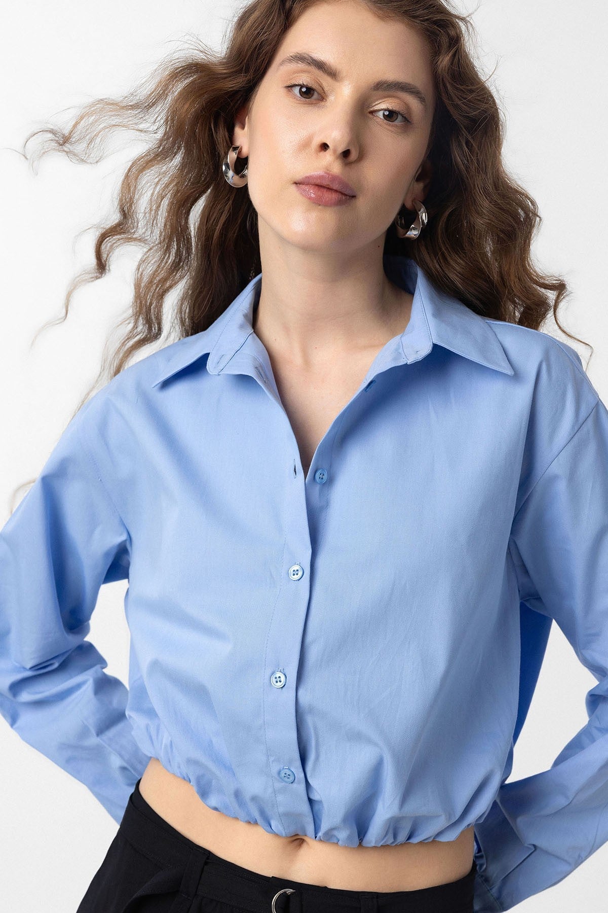 Antioch Crop Poplin Women's Shirt