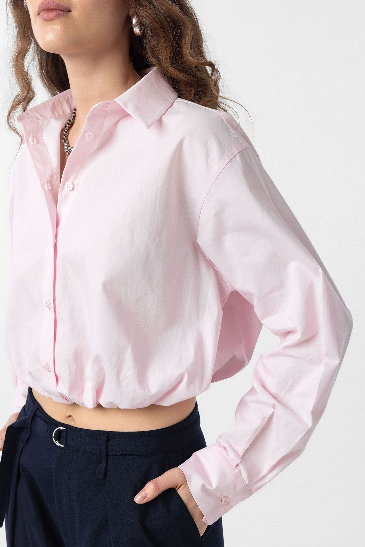 Antioch Crop Poplin Women's Shirt
