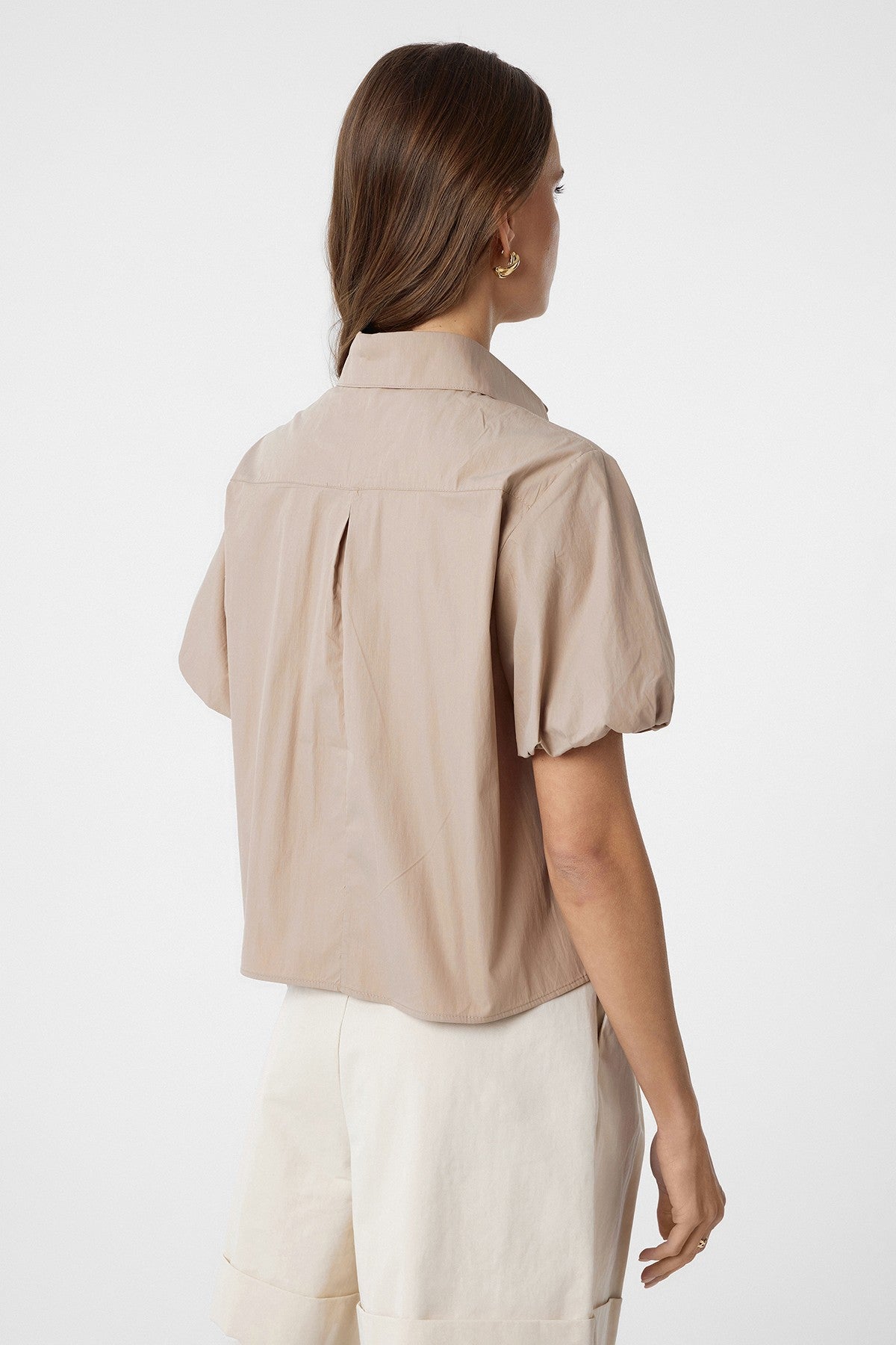 Antioch Women's Puff-Sleeve Shirt