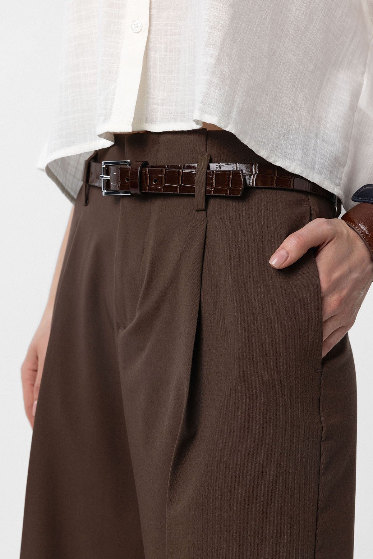 Antioch High-Waisted Pleated Women's Pants