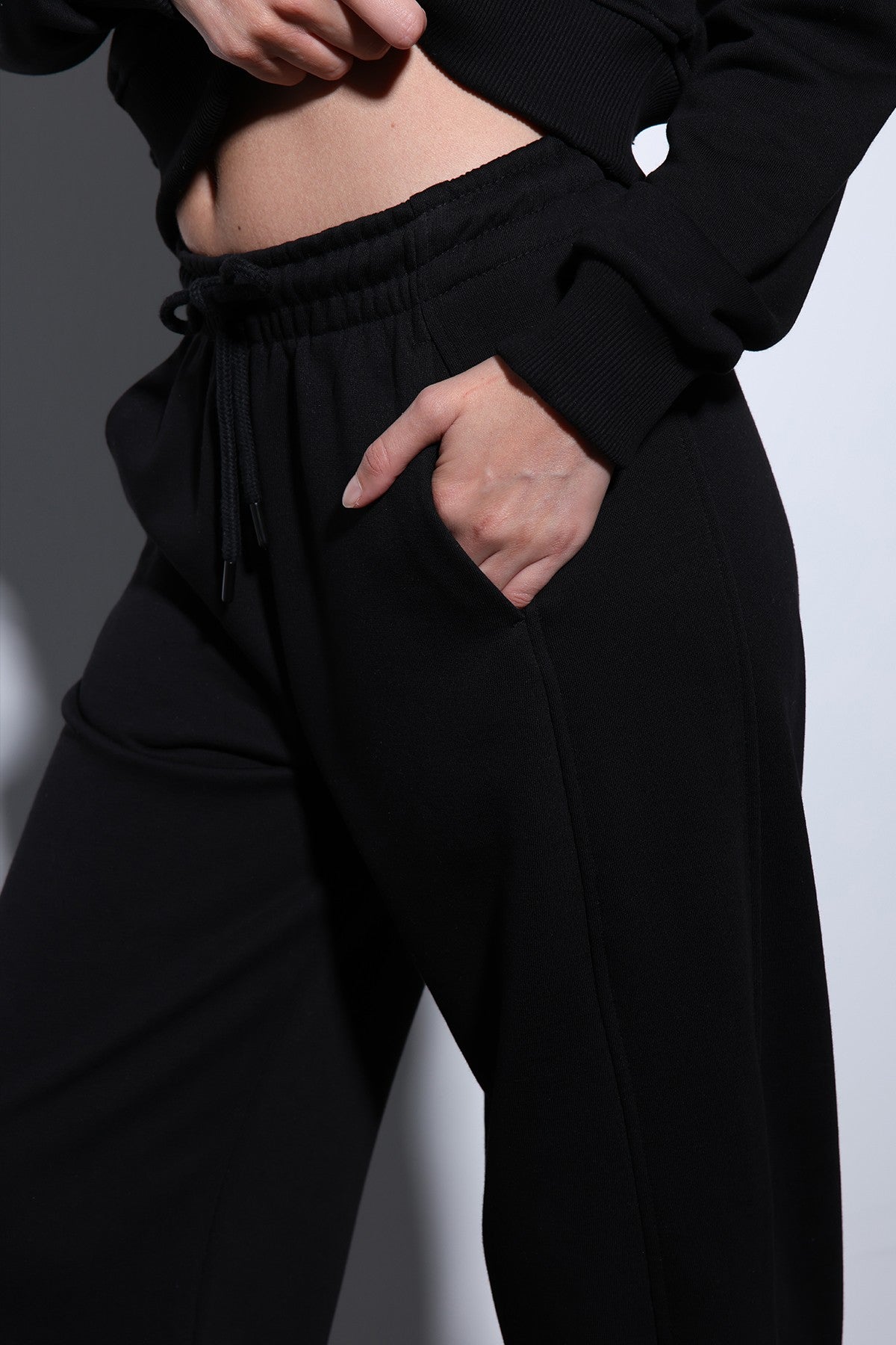 Antioch Basic Straight-Leg Women's Sweatpants