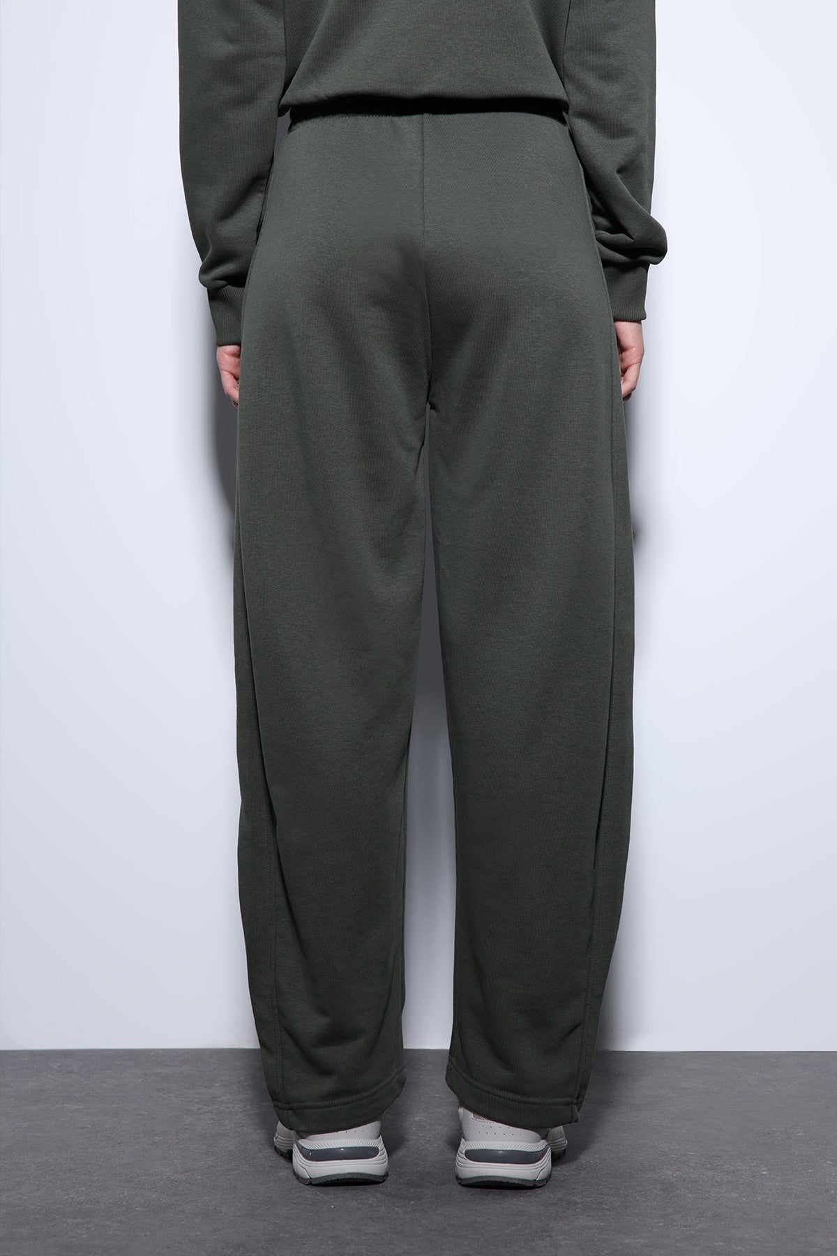 Antioch Basic Straight-Leg Women's Sweatpants