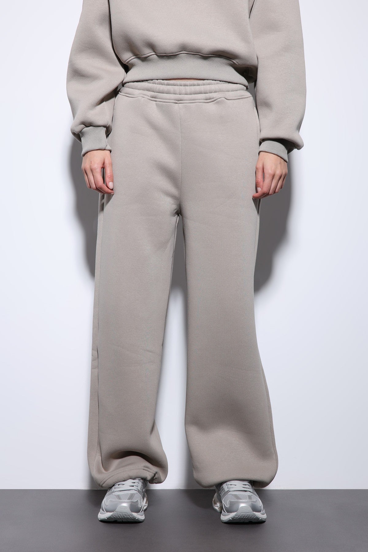 Antioch Basic Adjustable-Leg Women's Sweatpants