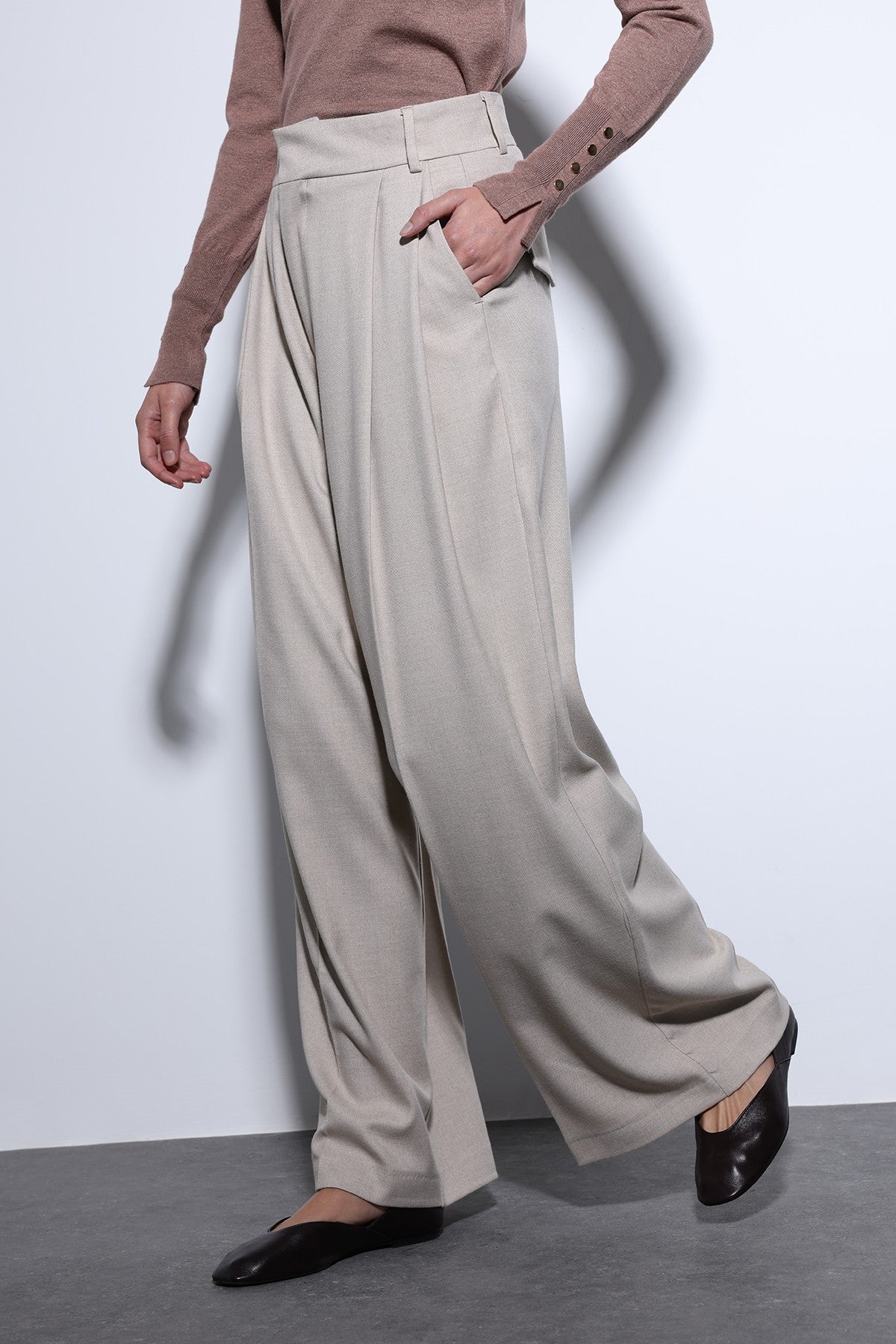 Antioch Pleated Palazzo Women's Pants