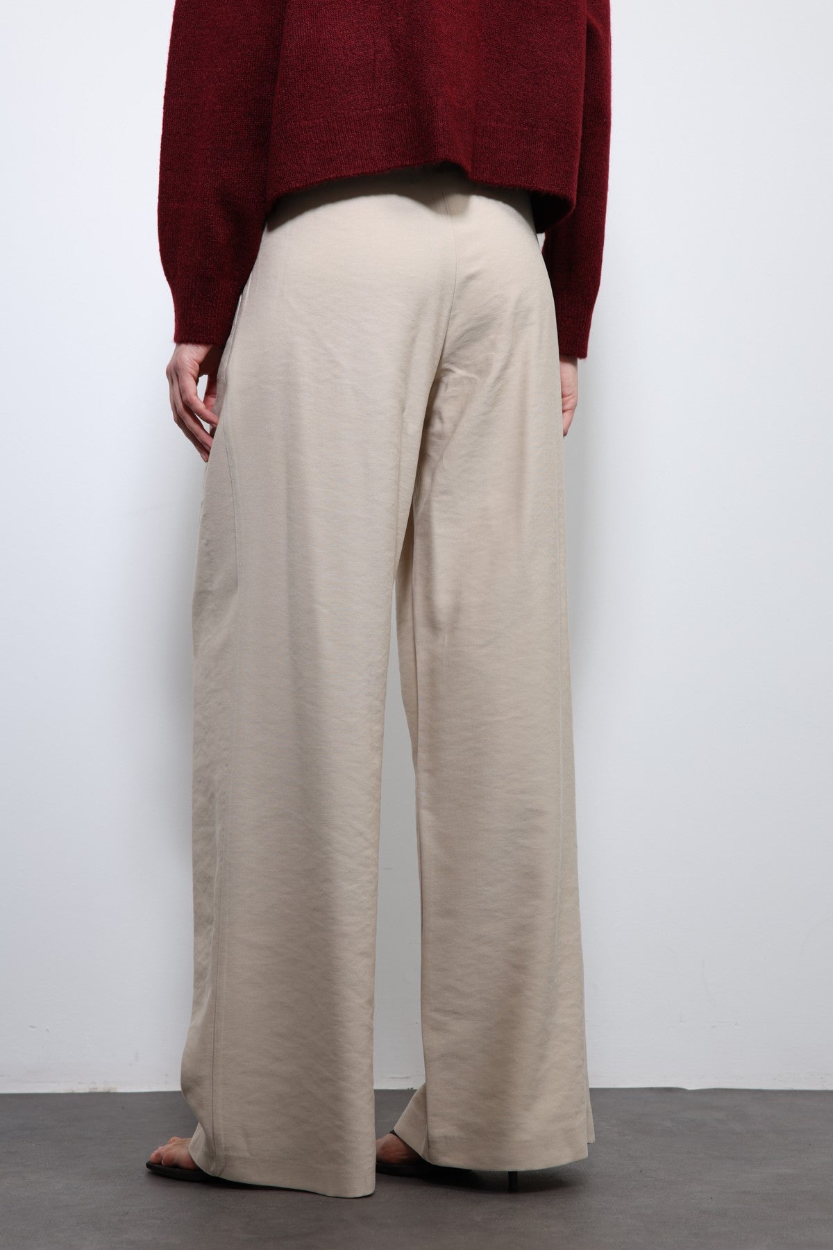 Women's Pleated Pants with Elastic Waistband