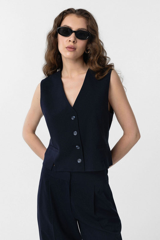 Antioch Women's Slit Vest