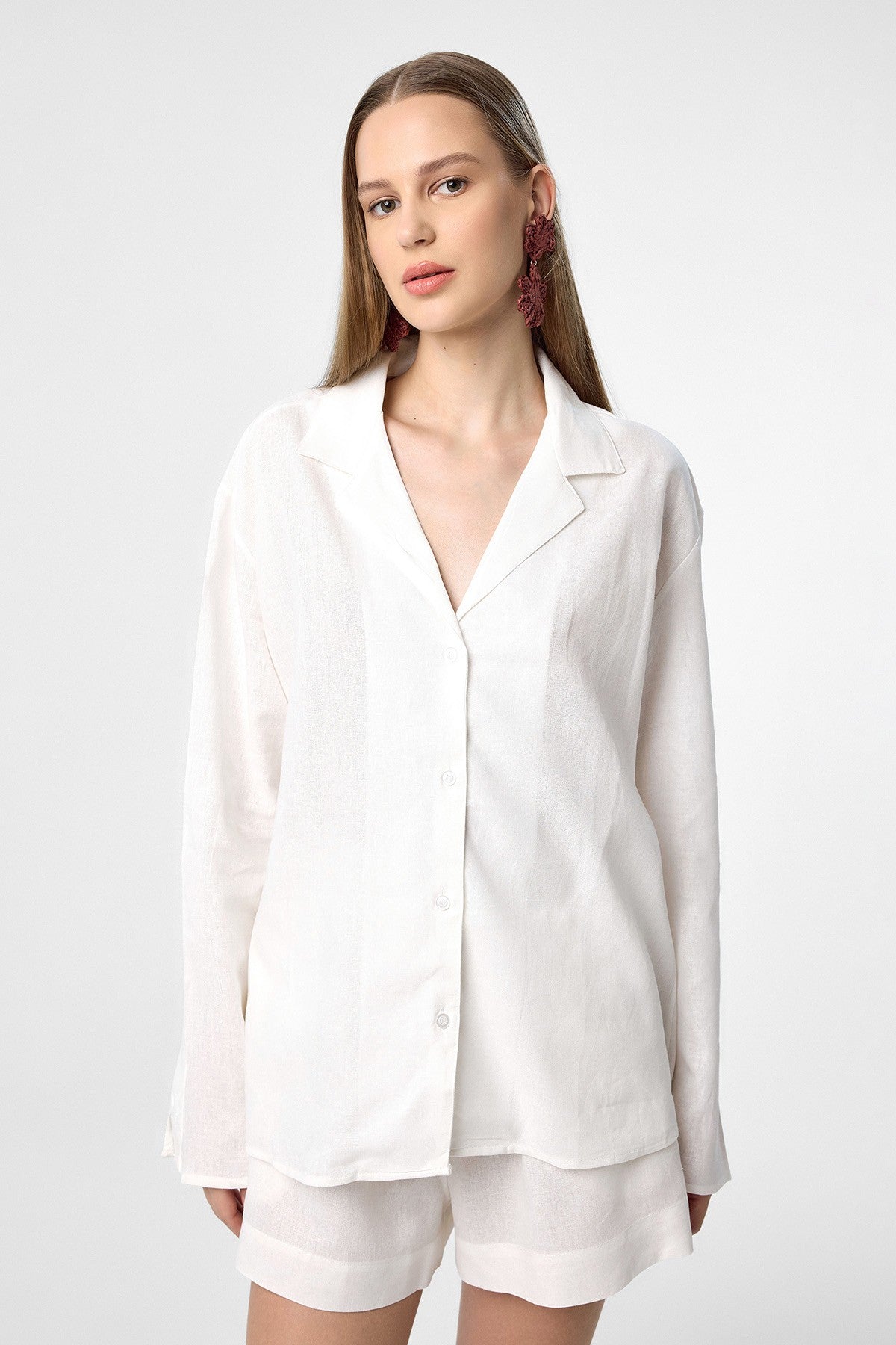 Antioch Linen-Blend Shorts and Shirt Set for Women