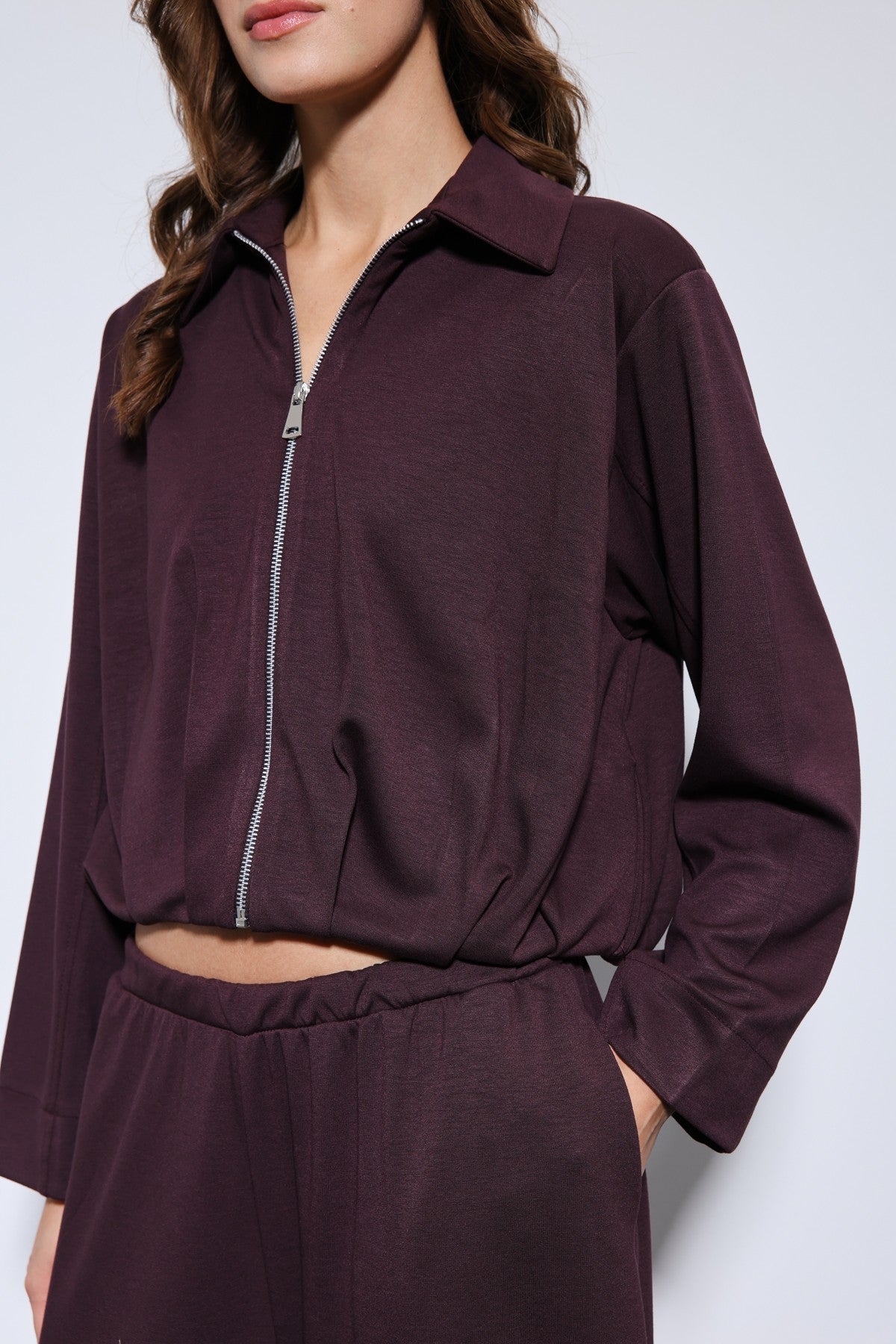 Oversized Jacket and Elastic-Cuffed Sweatpants Set