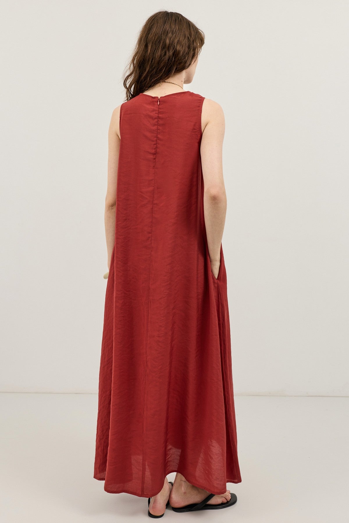 Flowy Halter-Neck Midi Dress