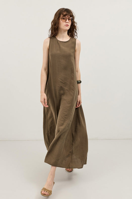 Flowy Halter-Neck Midi Dress