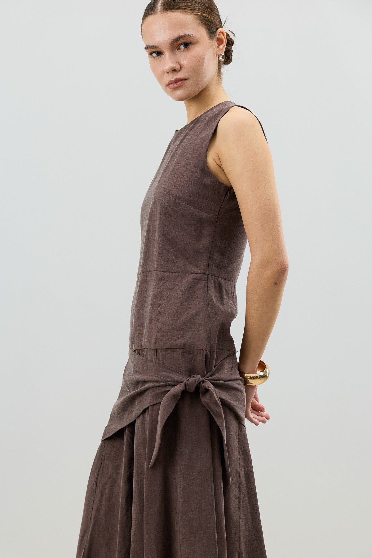 Women's Dress with a Belt Detail in an Antioch Lyocell Blend