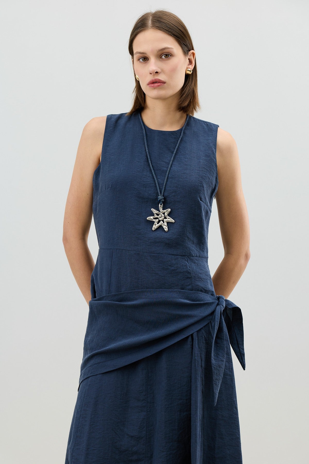 Women's Dress with a Belt Detail in an Antioch Lyocell Blend