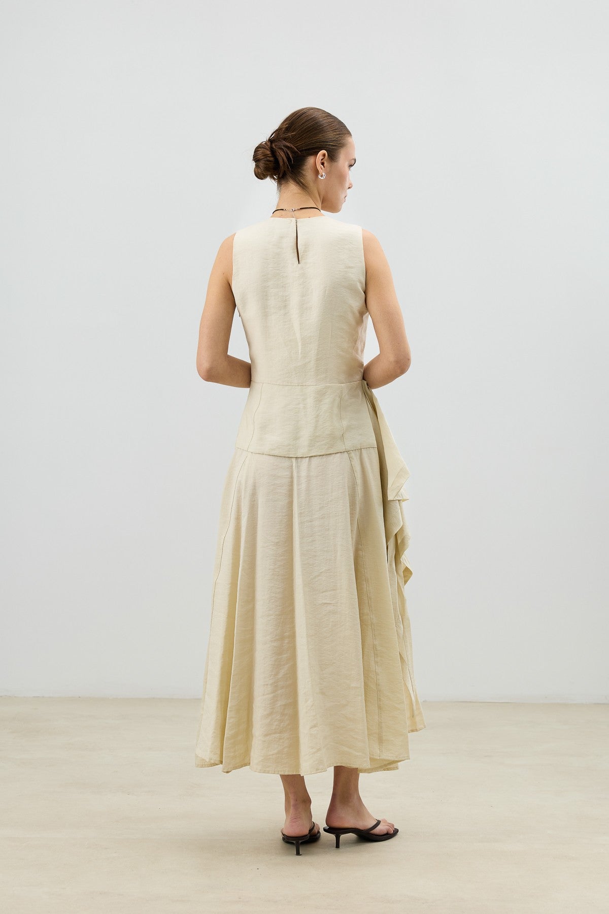Women's Dress with a Belt Detail in an Antioch Lyocell Blend