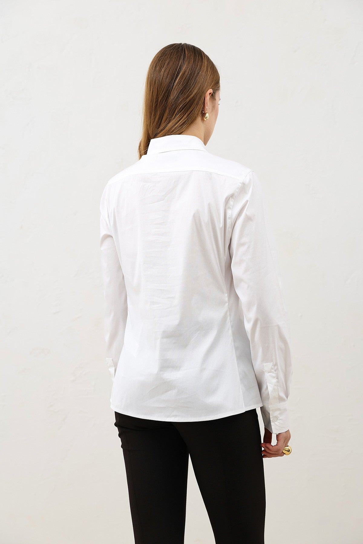 Antioch Basic Slim Fit Women's Shirt